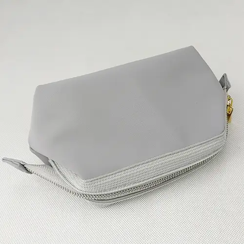 Hot Sale Waterproof Fashion Luxury Makeup Bag Beauty Cosmetic & Toiletry Bags